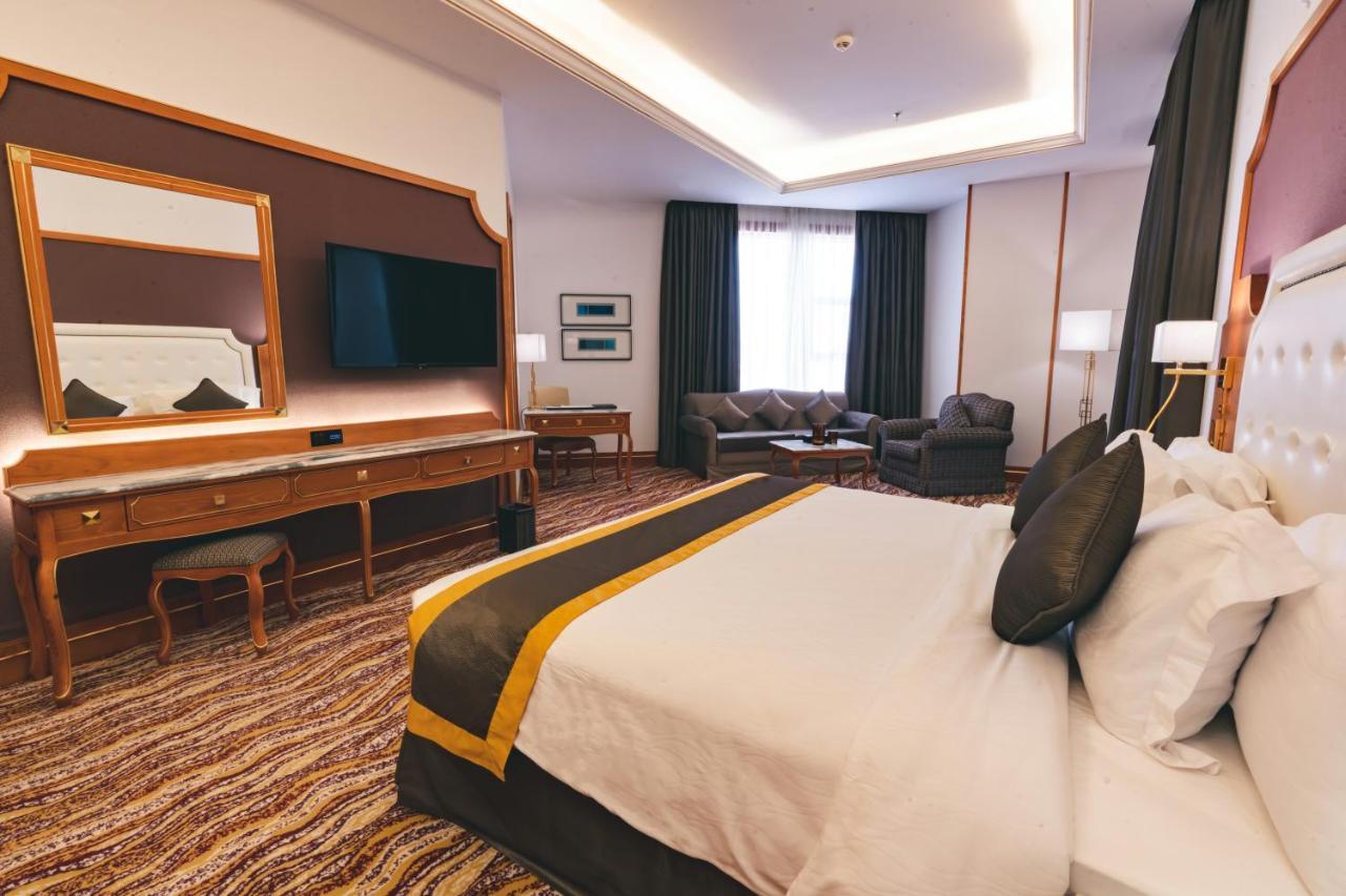Iridium Hotel Ta'if Buitenkant foto