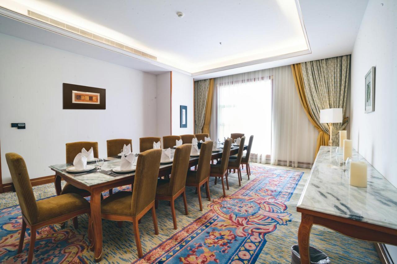 Iridium Hotel Ta'if Buitenkant foto