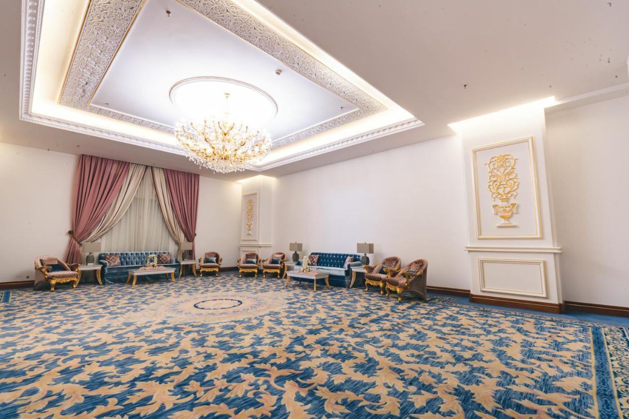 Iridium Hotel Ta'if Buitenkant foto