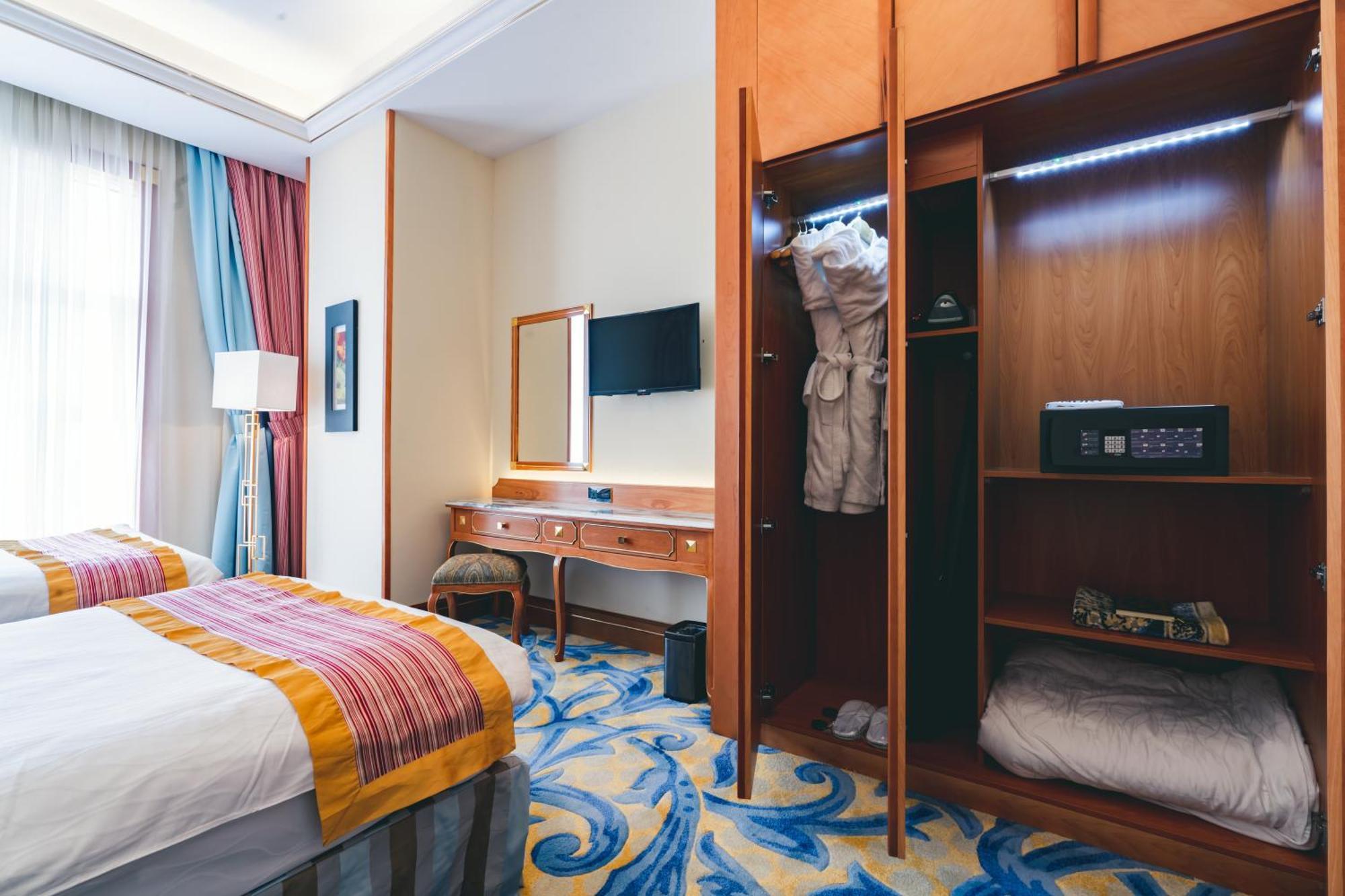 Iridium Hotel Ta'if Buitenkant foto