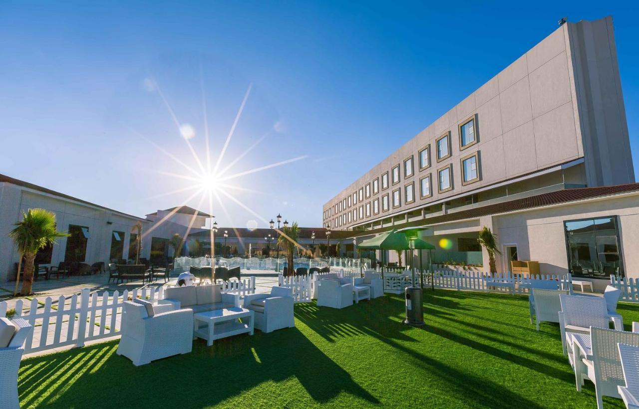 Iridium Hotel Ta'if Buitenkant foto